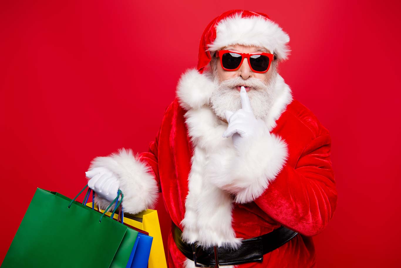 7 Сhristmas Party Ideas for Remote Employees | Traqq Blog