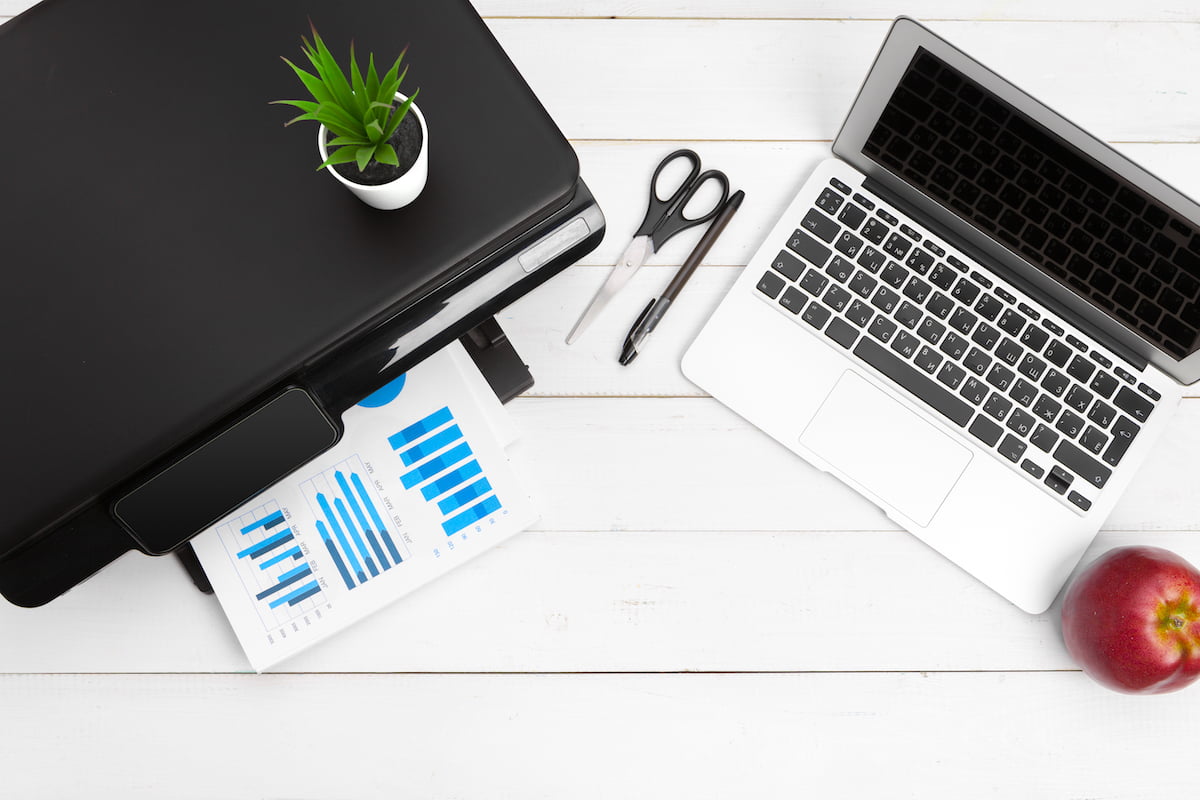 How To Set Up a Home Office for Remote Workers Traqq Blog