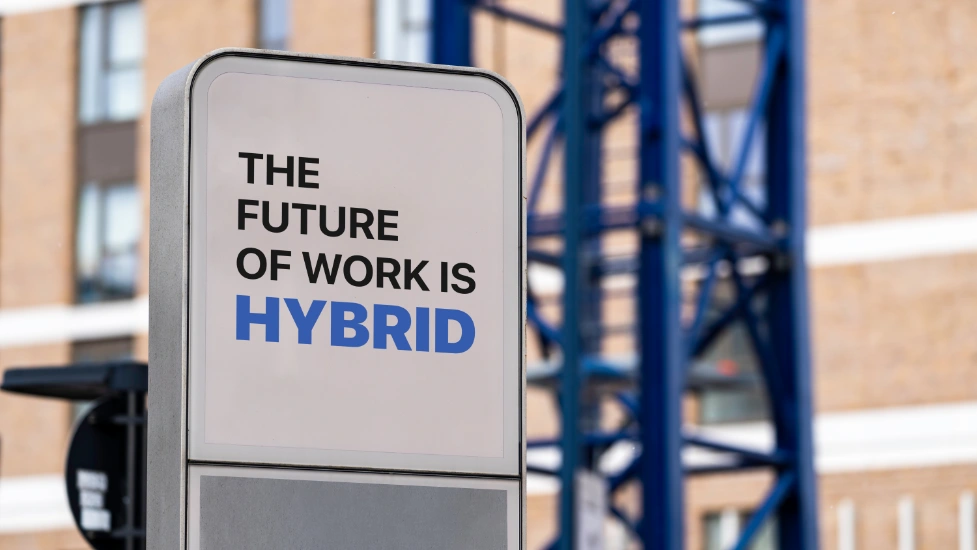 Hybrid Work Schedule Pros