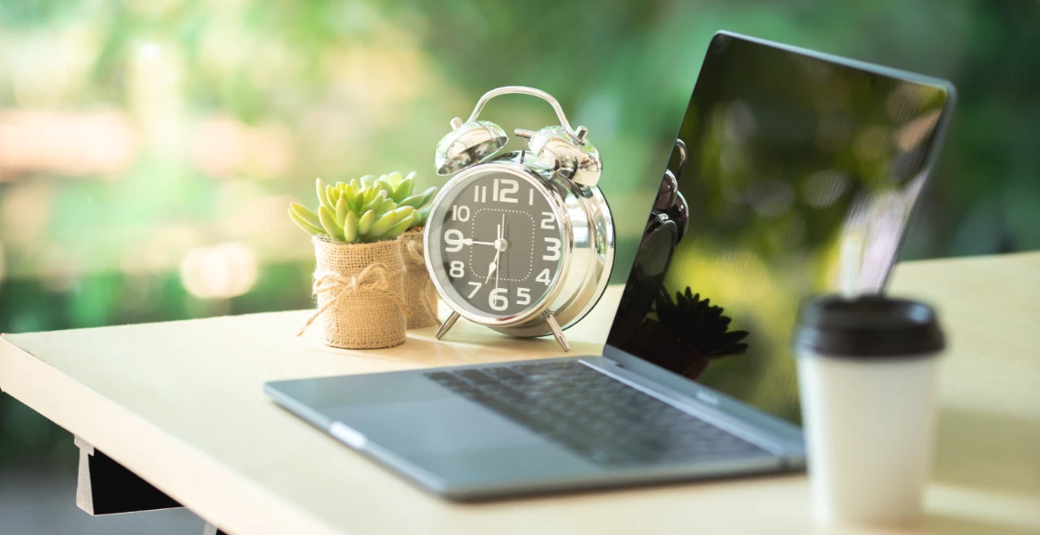 15 Best TimeKeeping Software & Apps in 2023 | Traqq Blog